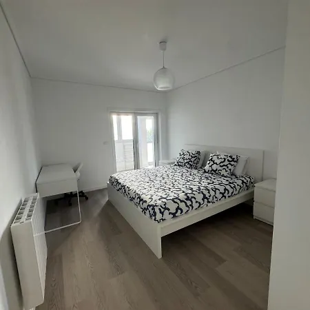 Vagueira Apartman *